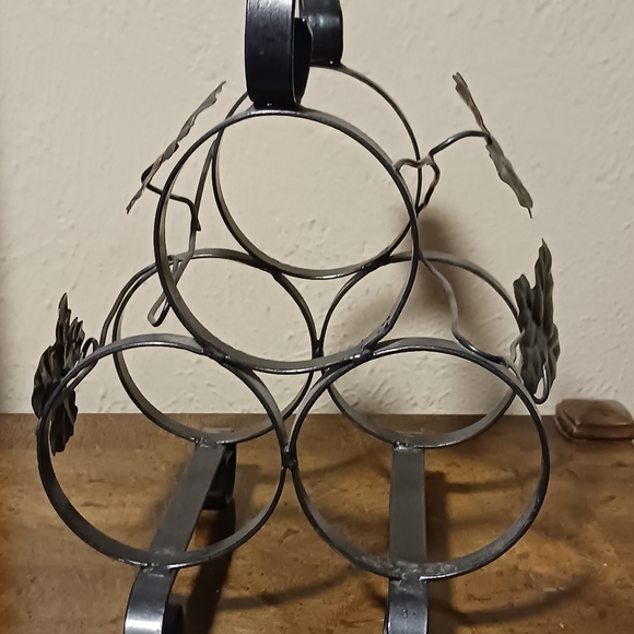 Countertop Wine Rack - Picture 3 of 8